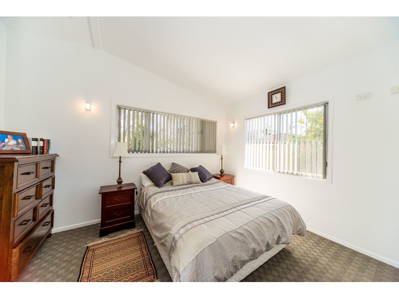 71 Nalkari Street, Coombabah QLD 4216