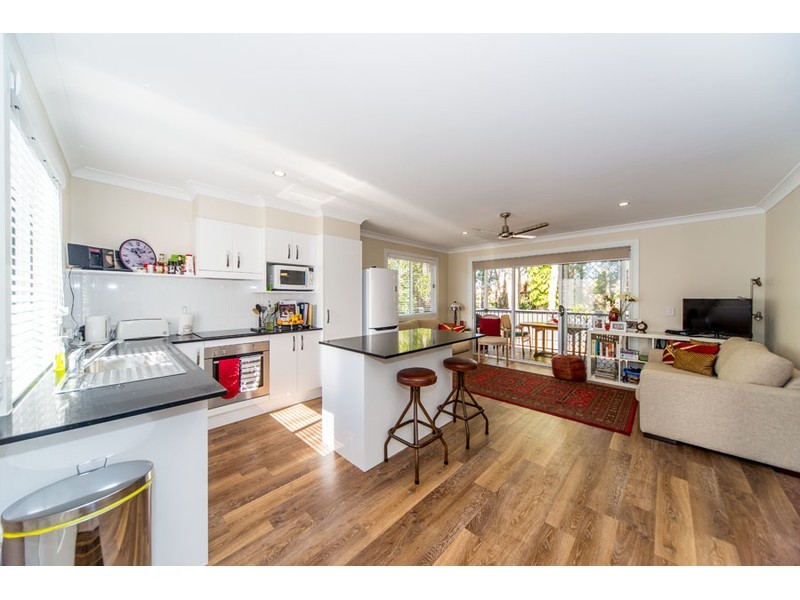 71 Nalkari Street, Coombabah QLD 4216