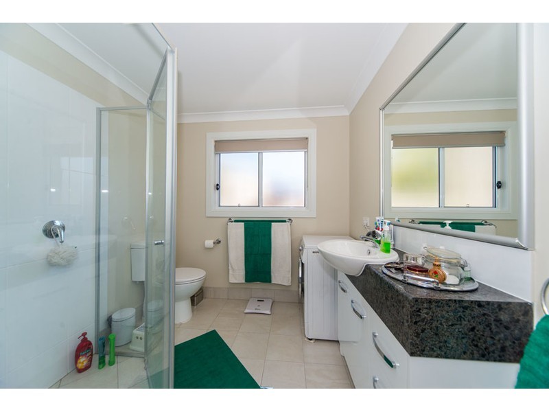 71 Nalkari Street, Coombabah QLD 4216