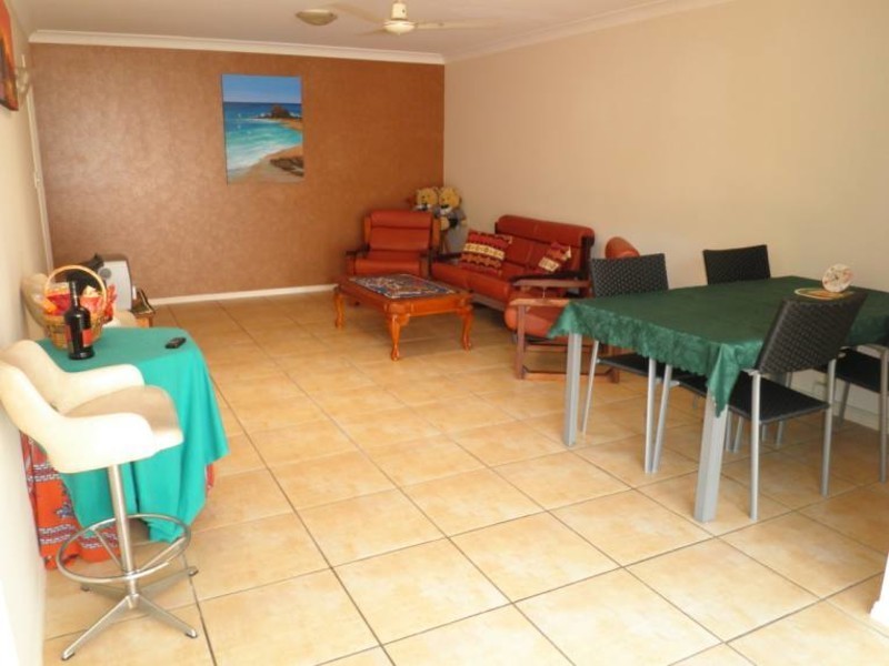 1/38 Corunna Crescent, Ashmore QLD 4214