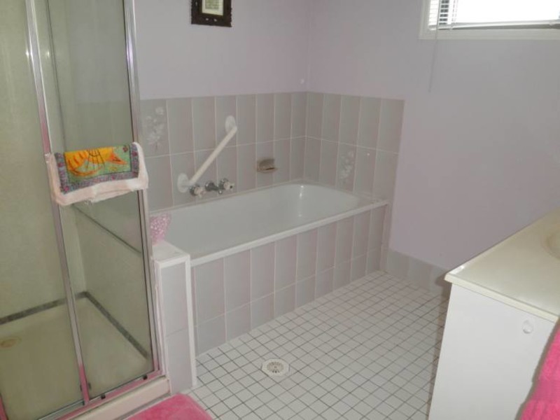 1/38 Corunna Crescent, Ashmore QLD 4214