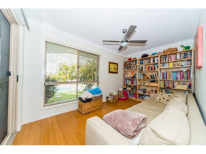 102/19 Santa Barbara Road, Hope Island QLD 4212