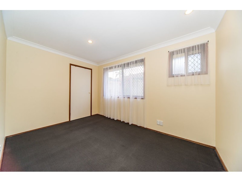 136 Olsen Avenue, Arundel QLD 4214