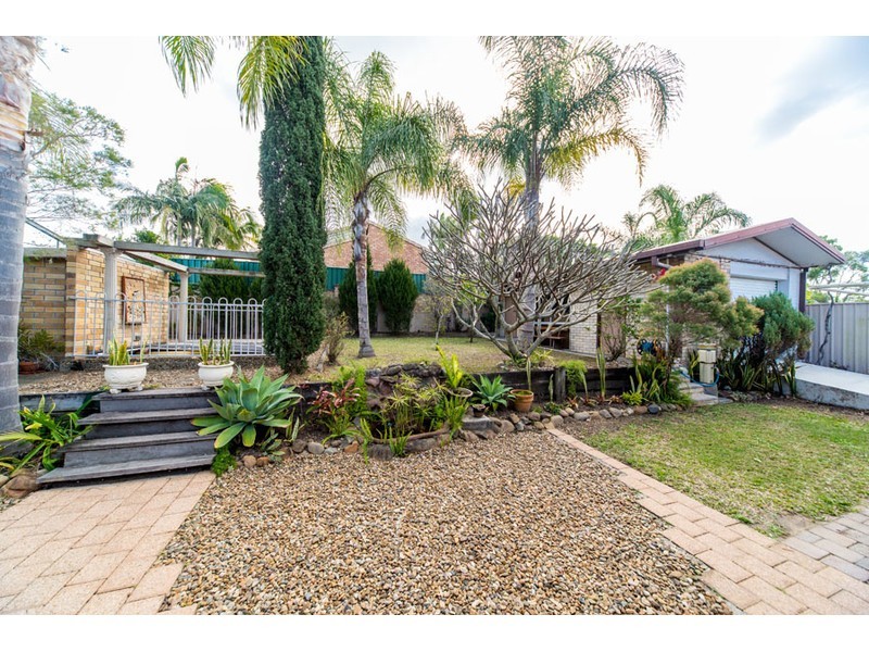 136 Olsen Avenue, Arundel QLD 4214