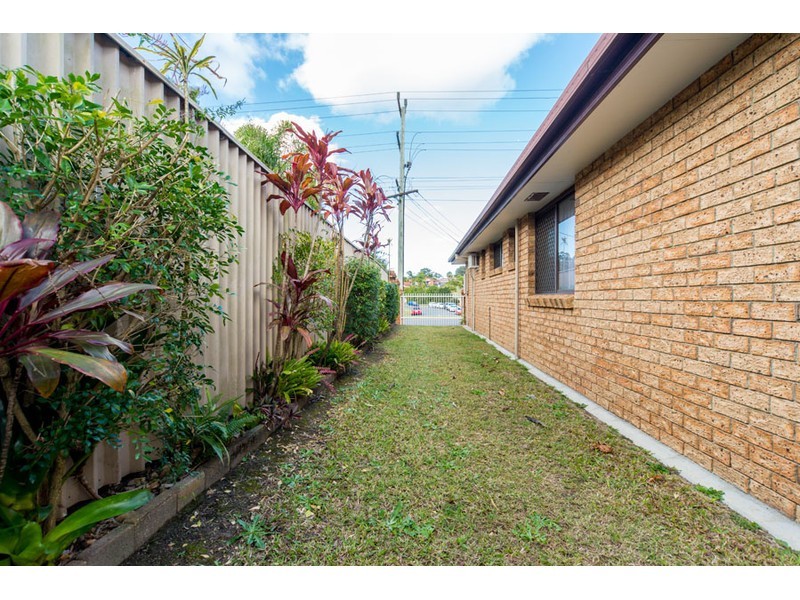 136 Olsen Avenue, Arundel QLD 4214
