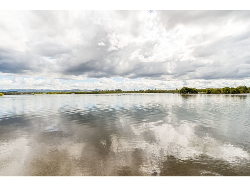 50 Iando Street, Coombabah QLD 4216