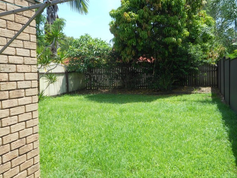 1/20 Telopea Street, Labrador QLD 4215