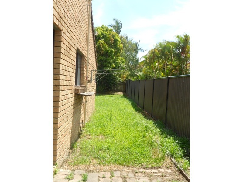 1/20 Telopea Street, Labrador QLD 4215