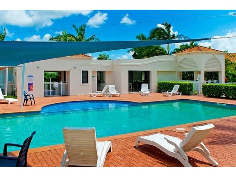 42/60 Caseys Road, Hope Island QLD 4212