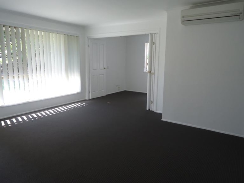 2/44 McMillan Street, Labrador QLD 4215