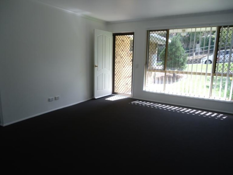 2/44 McMillan Street, Labrador QLD 4215