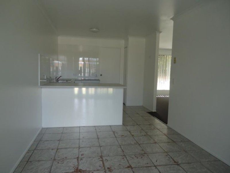 2/44 McMillan Street, Labrador QLD 4215