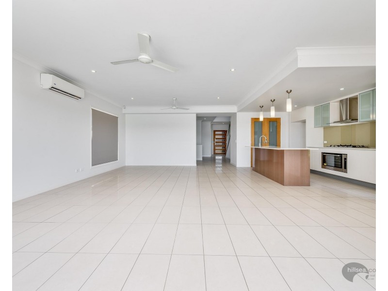 39 North View Street, Hope Island QLD 4212