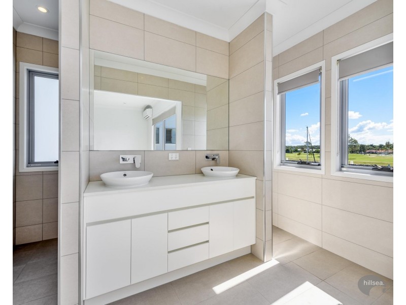 39 North View Street, Hope Island QLD 4212