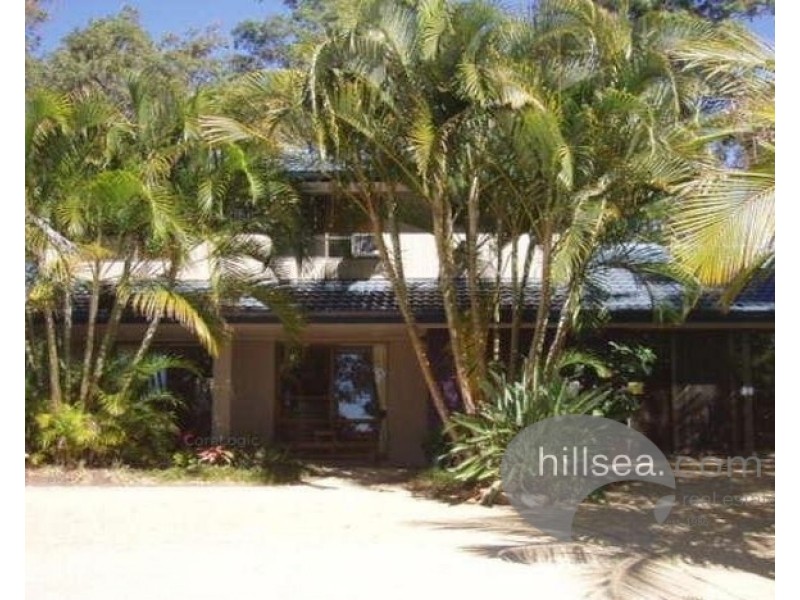 4 Siena Place, Coombabah QLD 4216