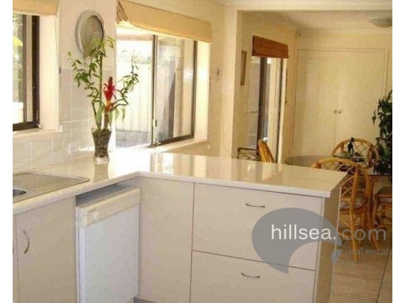 4 Siena Place, Coombabah QLD 4216