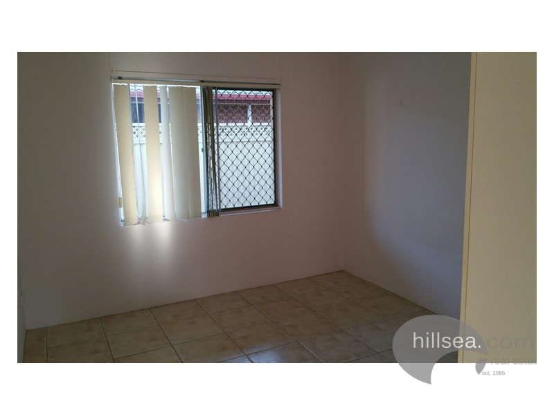 2/29 Muscovey Avenue, Paradise Point QLD 4216