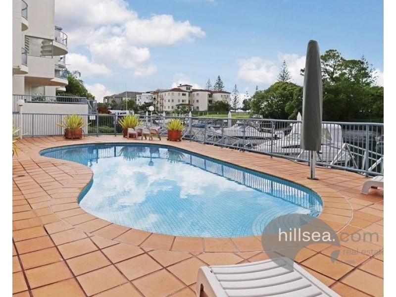 13/9-13 Madang Crescent, Runaway Bay QLD 4216