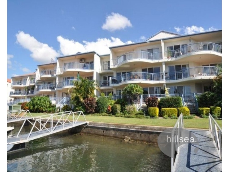 13/9-13 Madang Crescent, Runaway Bay QLD 4216