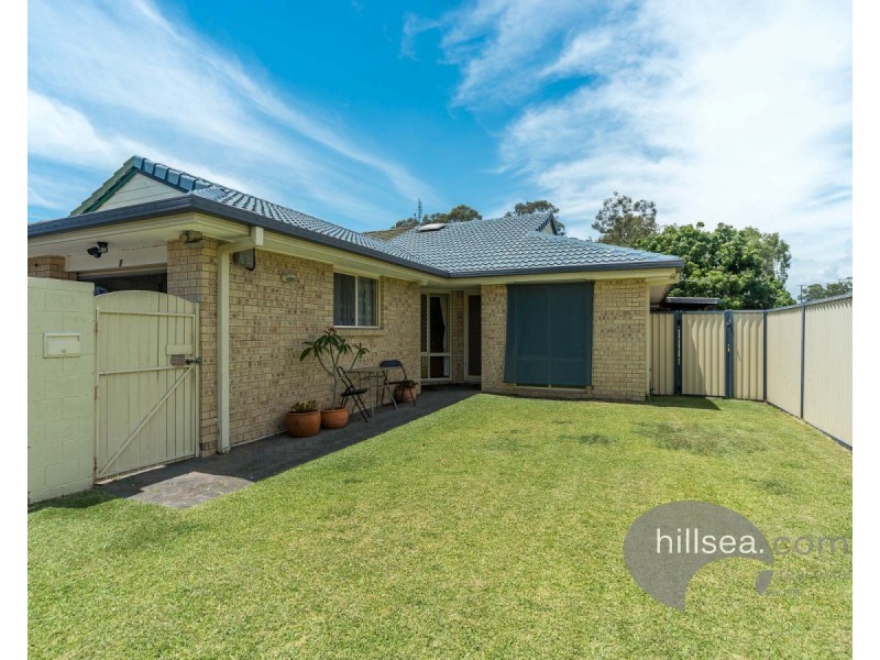 2/64 McMillan Street, Labrador QLD 4215
