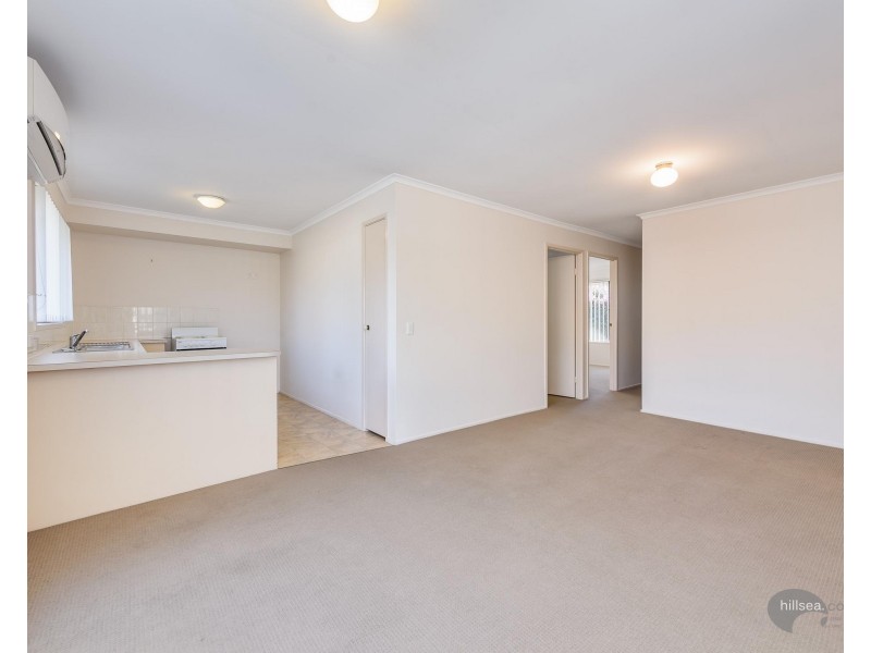 2/5 Hentdale Court, Labrador QLD 4215