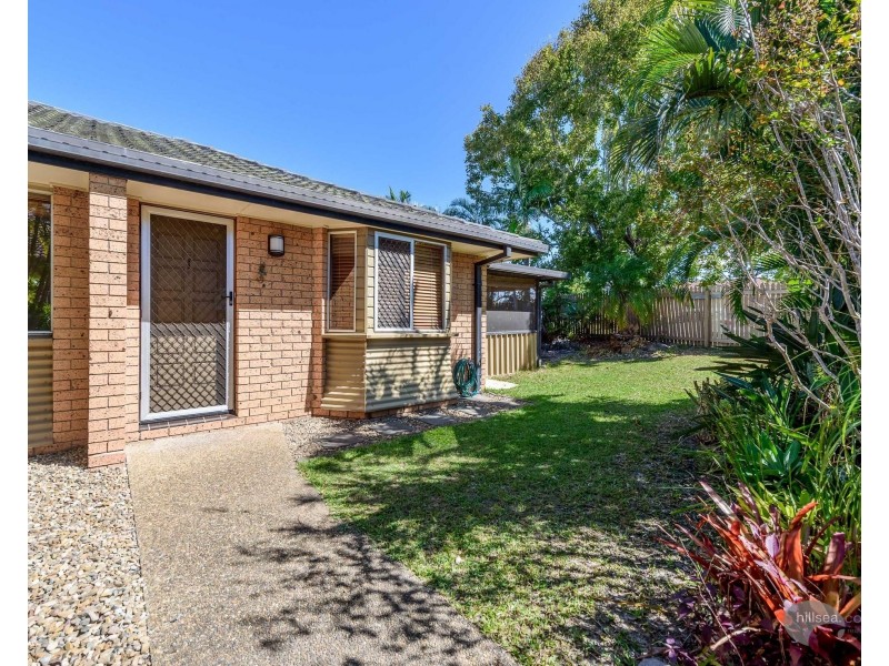 1/5 Davebill Court, Labrador QLD 4215
