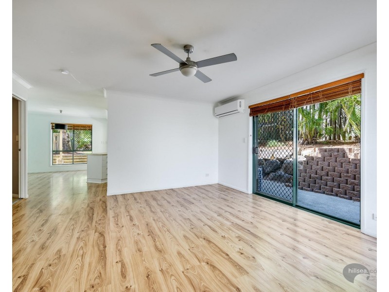 2/97 Greenacre Drive, Parkwood QLD 4214