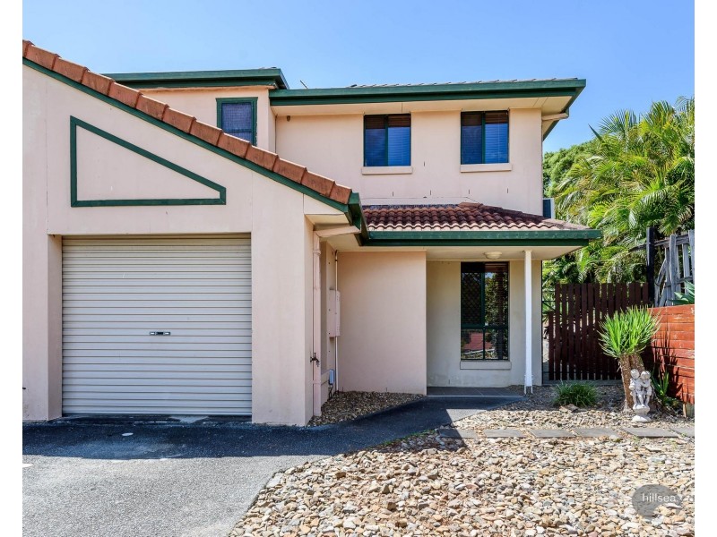 2/97 Greenacre Drive, Parkwood QLD 4214