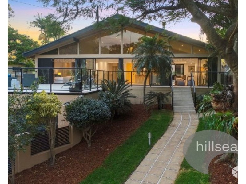 77 Ward Street, Southport QLD 4215