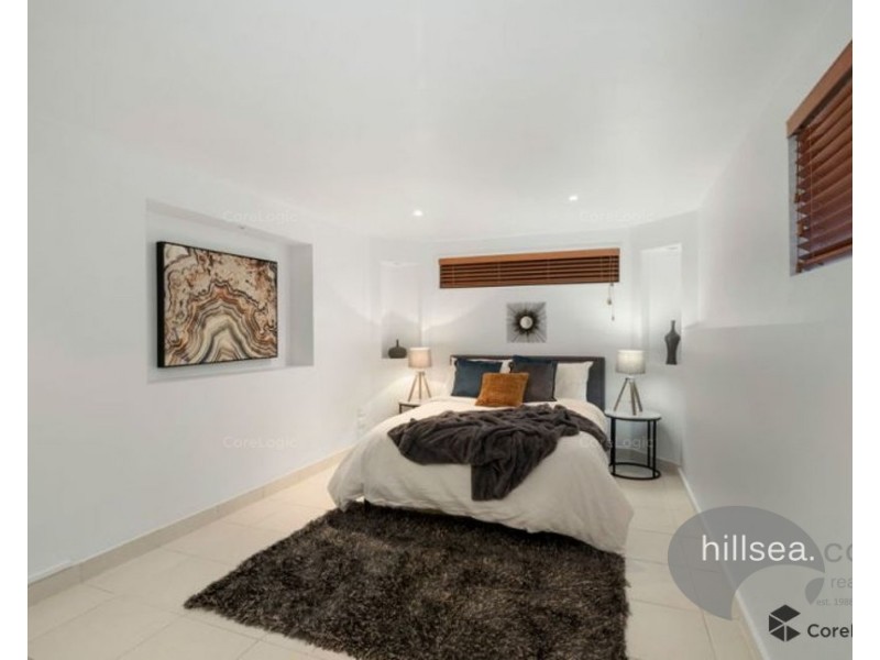 77 Ward Street, Southport QLD 4215