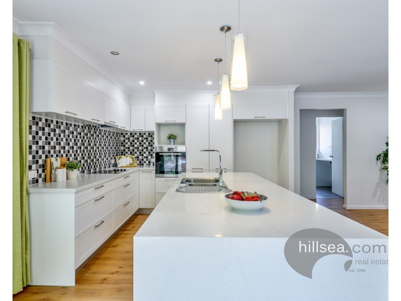 21 Alcott Court, Parkwood QLD 4214