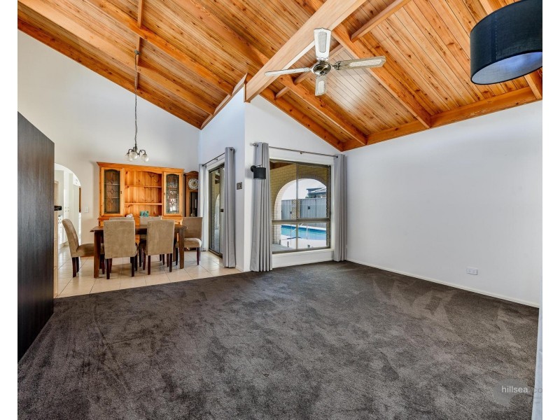 5 Gretel Place, Hollywell QLD 4216