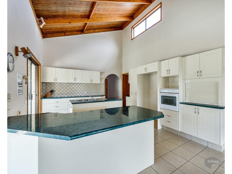 5 Gretel Place, Hollywell QLD 4216