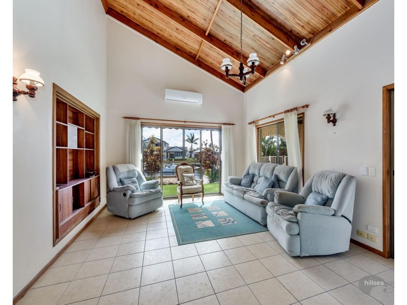 5 Gretel Place, Hollywell QLD 4216