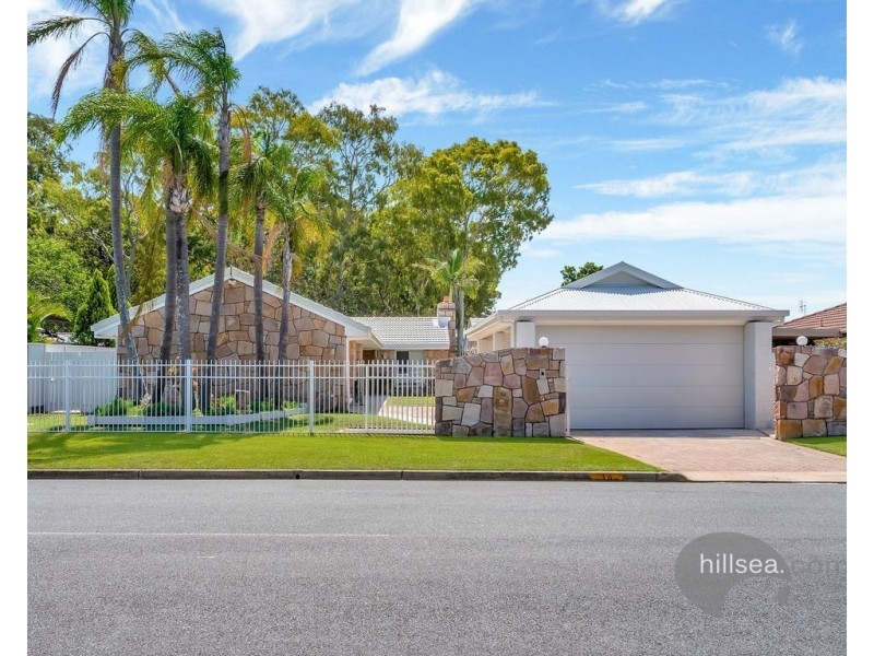 36 Sundown Drive, Paradise Point QLD 4216