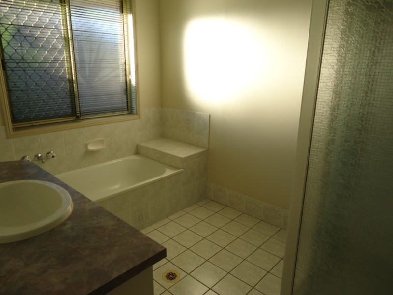 21 Henry Cotton Drive, Parkwood QLD 4214