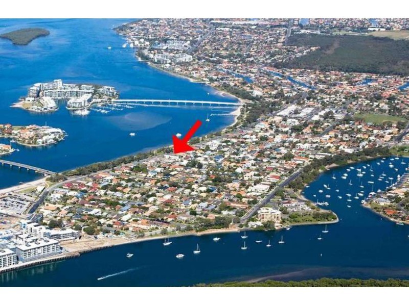 108 The Esplanade, Paradise Point QLD 4216