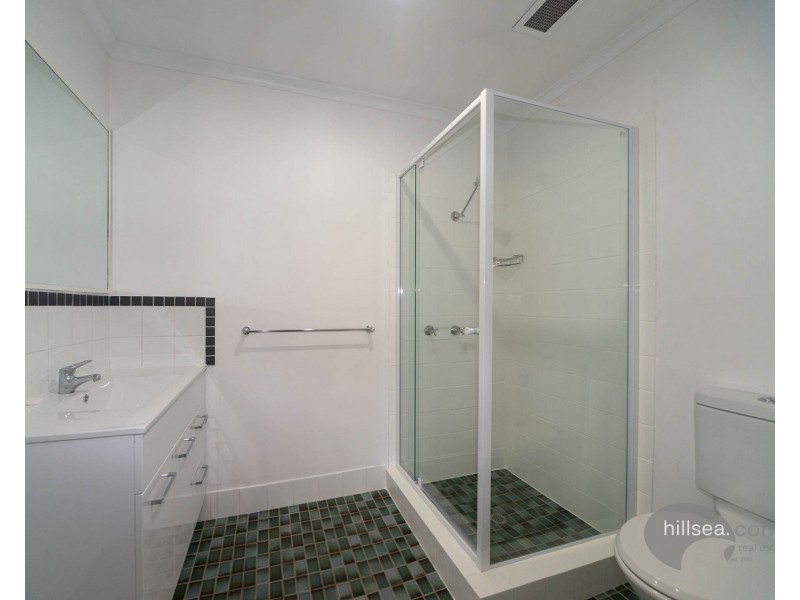 10/106 Bayview Street, Runaway Bay QLD 4216