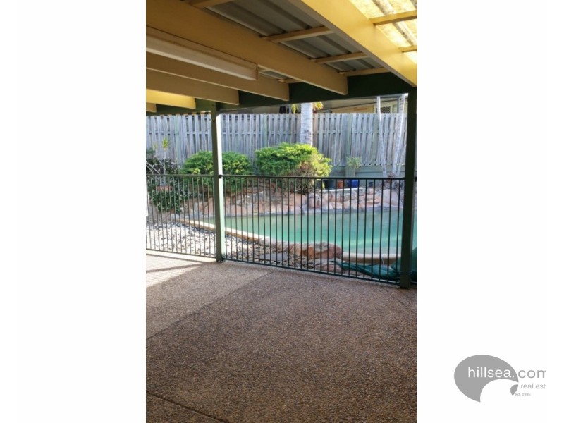 12 Castle Rock Street, Parkwood QLD 4214