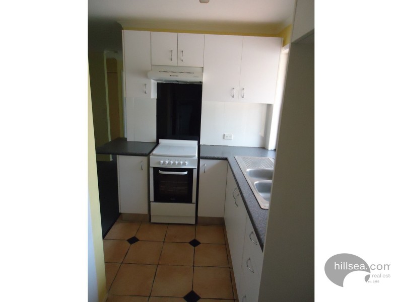 1/27 Morinda Way, Labrador QLD 4215