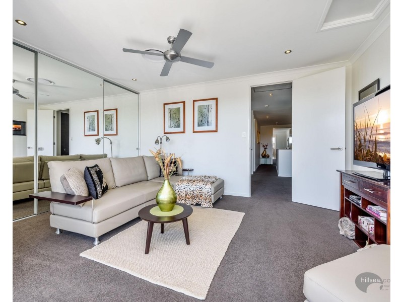 1/12 Teal Avenue, Paradise Point QLD 4216