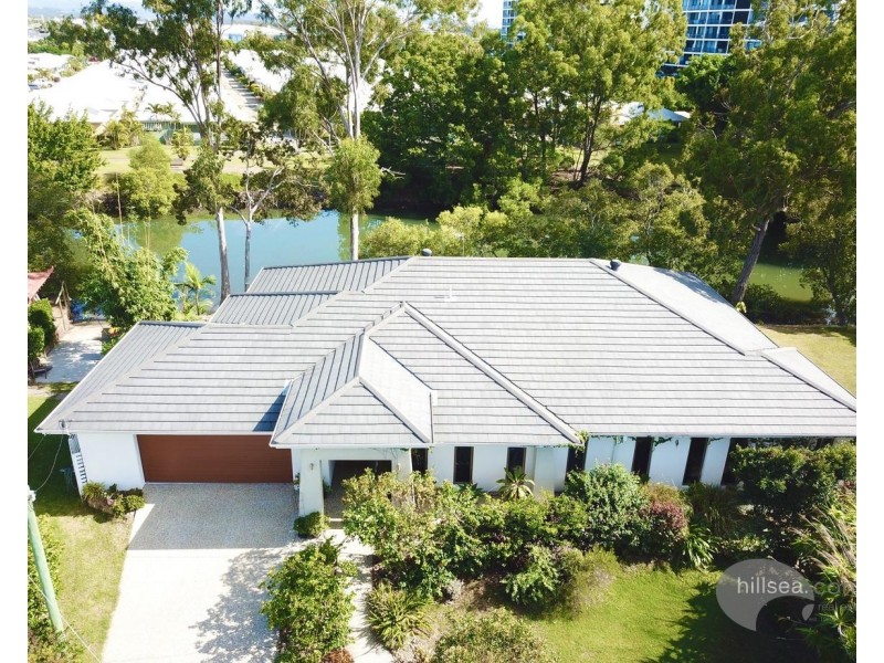 13 Amaroo Street, Biggera Waters QLD 4216