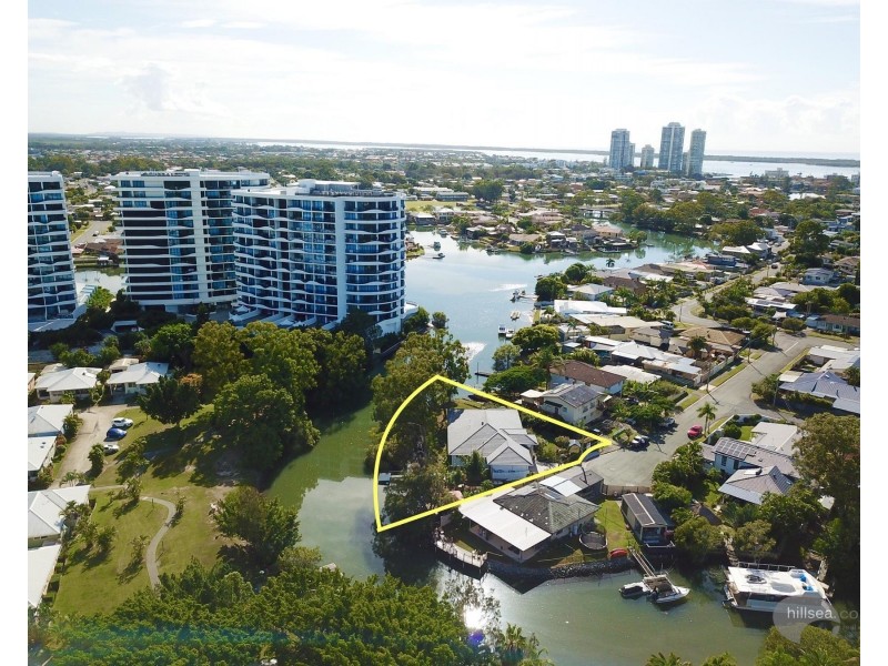 13 Amaroo Street, Biggera Waters QLD 4216