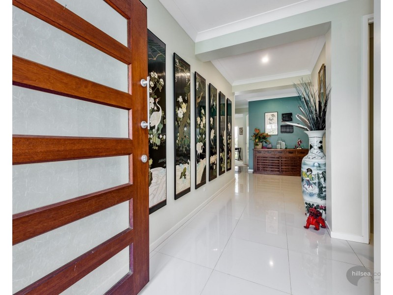13 Amaroo Street, Biggera Waters QLD 4216