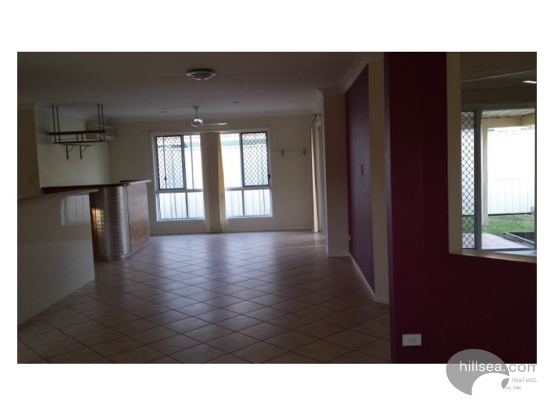 4 Jordana Street, Arundel QLD 4214