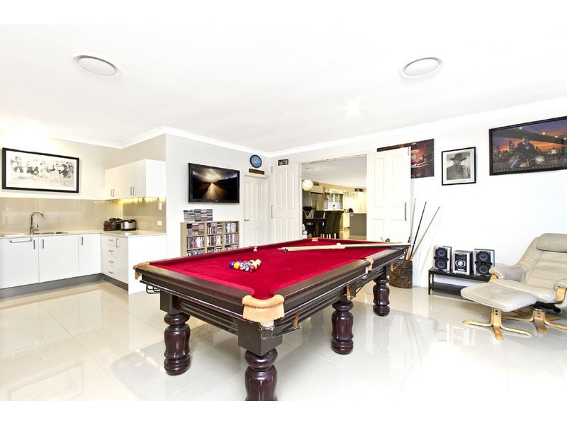 28 Hyacinth Avenue, Hollywell QLD 4216