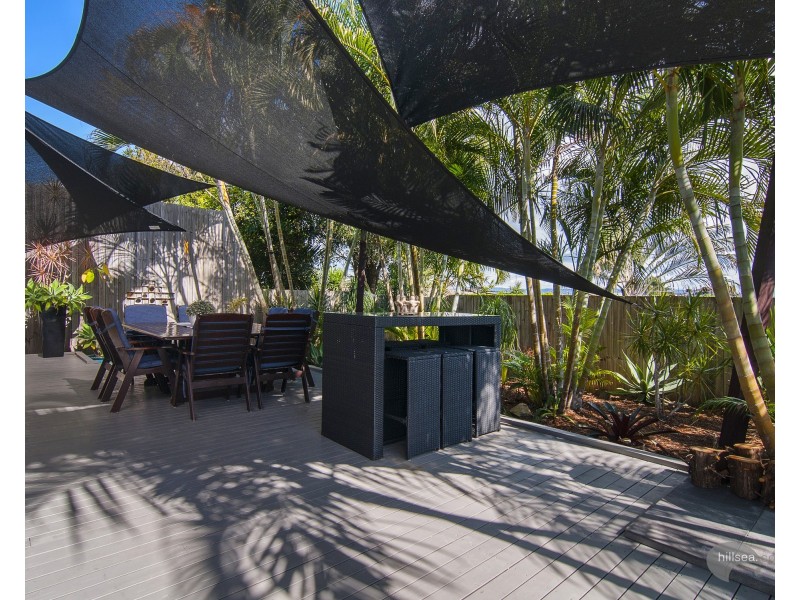 1/10 Thrush Avenue, Paradise Point QLD 4216