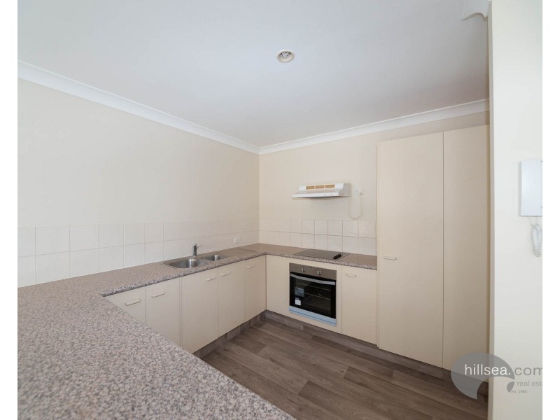 3/39 McMillan Street, Labrador QLD 4215