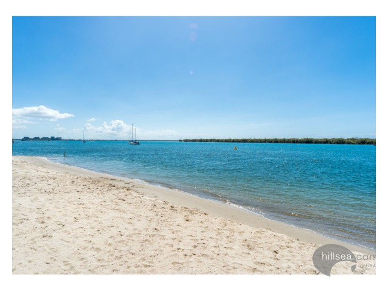 1/275 Bayview Street, Hollywell QLD 4216