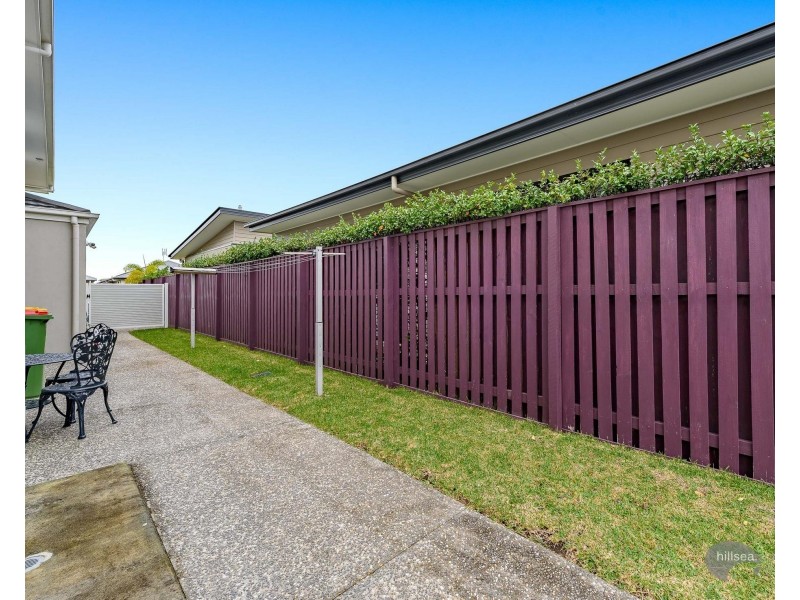 8 Benetti Crescent, Hope Island QLD 4212